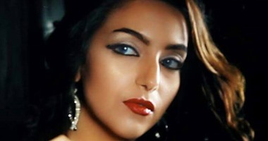 سمية وجدى تنتهى من تسجيل أغنية "موترنى حبيبى"