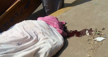 زوج يقتل زوجته طعنا بسكين ويلقى جثتها بالترعة فى الأقصر لسوء سلوكها