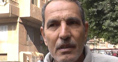 بالفيديو ..مواطن لوزير الداخلية: "شوف حل فى السماسرة اللى قاعدين عند مكاتب التأمينات"