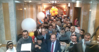 بالصور.. البابا تواضروس يؤكد على أهمية وحدة المصريين خلال زيارة شبرا