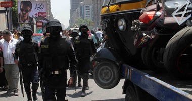 ضبط 35 هاربا من أحكام قضائية فى حملة أمنية بالسويس