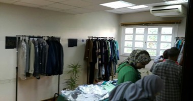 مؤسسة صندوق الخير تفتتح معرضها السنوى للملابس المستعملة فى آداب الإسكندرية