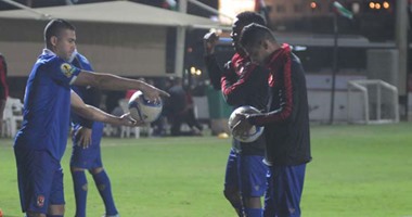 بالفيديو.. كواليس معسكر الأهلى بـ"الإمارات"