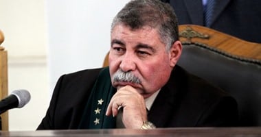شاهد بـ"أحداث مصر القديمة": 10 آلاف متظاهر حطموا نوافذ قطار مترو المرج