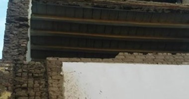 قارئة تطالب بسكن لأسرتها فى بورسعيد : نعيش فى منزل قابل للانهيار