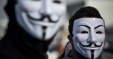 هاكر بـ "أنونيموس" يكشف خبايا الحرب الإلكترونية على "داعش"