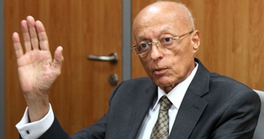 سامح سيف اليزل يصل اجتماع ائتلاف "دعم مصر" بنواب المحافظات الـ6