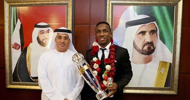 بالصور..استقبال حافل لأفضل لاعب فى آسيا