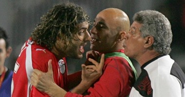 الكورة لعب وخناقات.. أشهر 5 نزاعات فى ملاعب كرة القدم