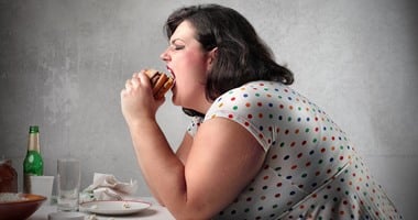الأغذية الغنية بالدهون تدمر المخ وتجنبها شهرين كافٍ لمحو آثارها