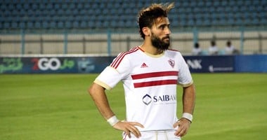 بالفيديو.. باسم مرسى يفشل فى شن أول هجمة على مرمى الأهلى 