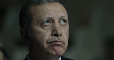 أردوغان: هولندا فلول للنازيين وسنرد على قرار منع هبوط طائرة وزير الخارجية