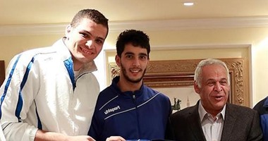 "طائرة سموحة" تدعم صفوفها بـ"مُعد" جزائرى
