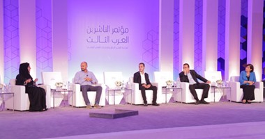 حاكم الشارقة يفتتح "الشارقة للكتاب" بمشاركة 1546 دار نشر.. ويمنح الغيطانى جائزة خاصة ويكرم "الشارونى".. ويطلق مسابقة لترجمة الكتاب العربى بـ2 مليون درهم..ومؤسسة الإمارات تمنحه لوحة بريشة جيهان السادات