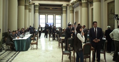 البرلمان يواصل استقبال النواب الجدد لاستخراج كارنيهات العضوية