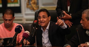 عبد الرحيم على يطالب أمريكا بتسليم عناصر الإخوان المقيمين على أراضيها