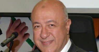 بالفيديو.. نائب رئيس البنك الأهلى لـ"خالد صلاح": انهيار الدولار كشف حجم "المضاربات" عليه