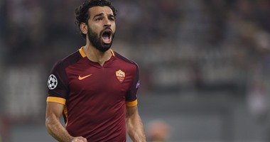 لاجازيتا: روما يستعد لريال مدريد باستبعاد محمد صلاح أمام كاربى