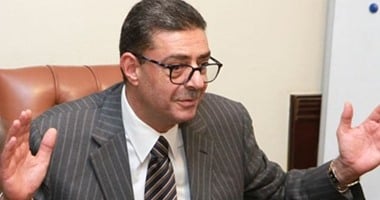  محمود طاهر يجتمع بلاعبى الأهلي قبل معسكر مواجهة الجيش