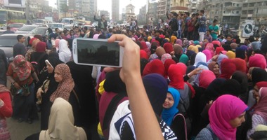 صحافة المواطن: طلاب الثانوية العامة يعترضون على طول المناهج الدراسية