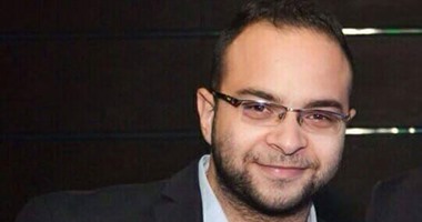 اطمن على نفسك وعربيتك.. 3 مراحل لتعبر سيارتك المياه بأمان.. قبل الدخول لاحظ مستوى الماء والكاوتش.. وسط الماء "هات الأول".. وبعد الخروج استشر "فنى"