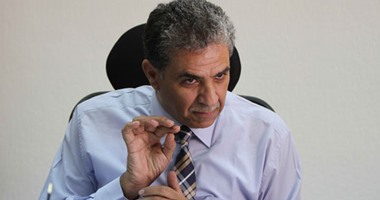 مصر تنشئ أول شركة مساهمة لتربية التماسيح واستغلالها اقتصاديا..وزير البيئة: بحيرة ناصر أنسب الأماكن لإنشاء المزارع ونفكر فى المشروع منذ تزايد التماسيح.. سنصنع الجلود ولن نبيعها فقط