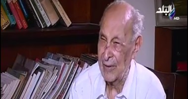 وزير الثقافة يزور وديع فلسطين ويطمئن على صحته