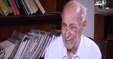 مدير صندوق المعاشات: ذهبت للكاتب وديع فلسطين للاعتذار له فأهدانى كتابا