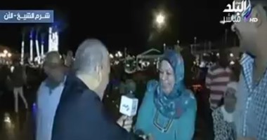 بالفيديو..معجبات لـ"أحمد موسى":"بجد بجد أنت أحلى كتير من التليفزيون"