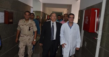 بالصور.. محافظ الإسماعيلية يزور مستشفى الأورام التعليمى