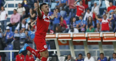 بالفيديو.. من الشرق للغرب.. أهداف من نصف الملعب فى البوسنة والمكسيك