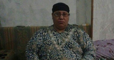 بالصور..صرخة سيدة بالشرقية تعانى من مرض نادر تسبب فى زيادة وزنها لـ 200 كيلو..صباح أرملة وأم لسبعة أبناء..تحتاج لجراحة عاجلة بـ 20 ألف جنيه..وتناشد وزير الصحة بمساعدتها:"عايزه أتعالج علشان أخدم ولادى"