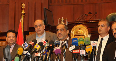 أبو العلا ماضى: الدستور تمت صياغته بالتوافق وما يروج ضده أكاذيب