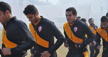 بالصور.. الزمالك يبدأ الاستعداد للمصرى