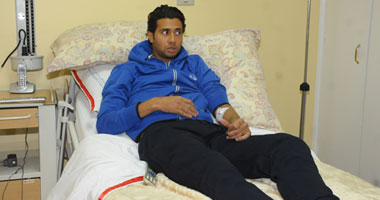 أحمد عادل عبد المنعم يجرى أشعة رنين علي الركبة