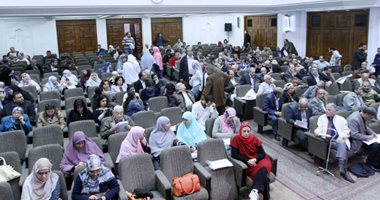 "عمومية الأطباء" توافق على تولى لجنة الإضراب للمفاوضات مع "الصحة"