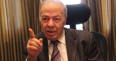5 قضايا كبرى كشفتها النيابة الإدارية فى عهد المستشار عنانى عبد العزيز..فساد مالى بوزارة الخارجية و7 سفارات مصرية بالخارج ..حرق الكتب بفناء مدرسة فى الهرم وفساد إدارى بالتأمين الاجتماعى .. وإحالة نظيف
