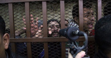 حيثيات حكم براءة 26 متهمًا بممارسة الشذوذ فى حمام باب البحر برمسيس.. المحكمة: شهادة الضابط محرر الواقعة غير منطقية.. ومحضر الضبط يخلو من ثمة أحراز.. وتؤكد: الطب الشرعى لم يجد آثارًا لممارستهم الفجور