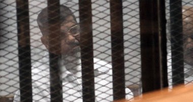 مرسى يصل أكاديمية الشرطة لحضور محاكمته فى قضية "الهروب الكبير "