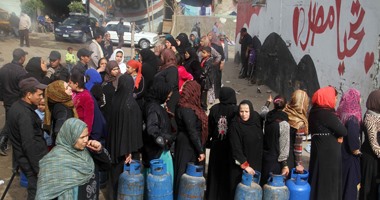 دار الإفتاء عن أزمة الأنابيب: أصحاب المخازن المتواطئون مع الجشعين خائنون للأمانة وآكلو أموال الناس بالباطل.. والمستغلون يدخلون فى أبواب الإثم والافتئات على ولى الأمر.. ويجب تقديمهم للجهات المسئولة