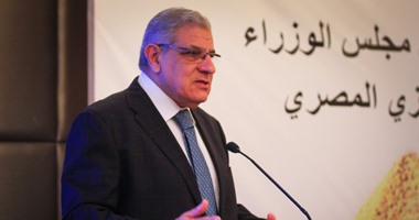 محلب يصدر قرارات بتخصيص قطع أراضٍ للمنفعة العامة