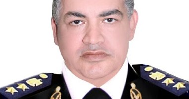 محافظ الجيزة يشارك فى جنازة الشهيد العميد عاطف الإسلامبولى