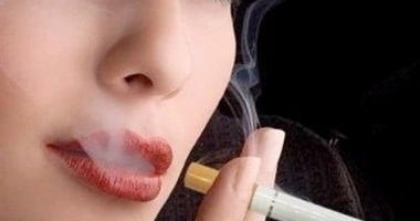 لأن التدخين هيدمر جمالك..حاربيه بالأعشاب الطبيعية والمياه والفاكهة