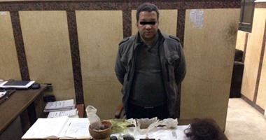 أمن أسيوط يضبط دجال بمنطقة "البيسيرى"