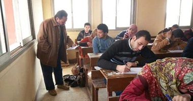 "صحافة المواطن".. طالب أزهرى بجامعة الزقازيق يعرب كلمة رمضان بـ"رمضان أبو العلمين حمودة"