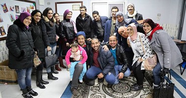 بالصور..لمسات شبابية تسعد الأطفال..وأفكار بسيطة تنتظر مسنين دار الصفا