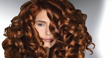 طرق سهلة وبسيطة للحصول على شعر كيرلى جذاب