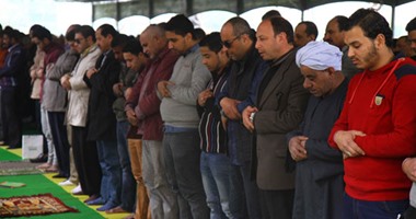 مساجد المنيا تؤدى صلاة الغائب على أرواح شهداء الحرم المكى