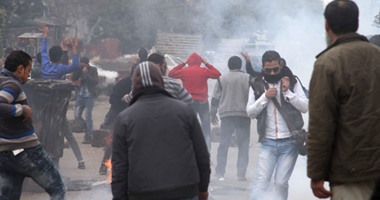 على يونس يكتب: لا تنزلوا حتى لا يتخذوكم دروعا بشرية
