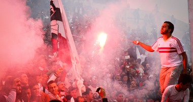 "الوايت نايتس" تحضر تدريب الزمالك فى المدرجات وتهتف ضد الحكام وصالح سليم